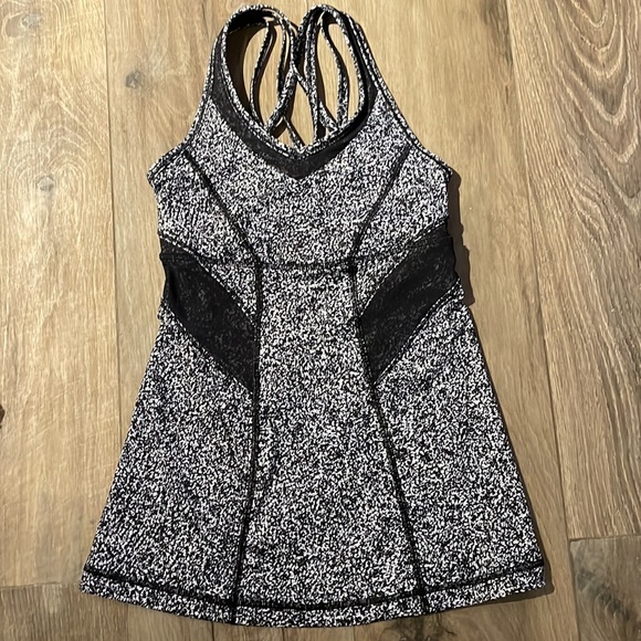 Lululemon Strap It Like It's Hot Tank -  Luon Suited Jacquard Black White - Picture 3 of 6